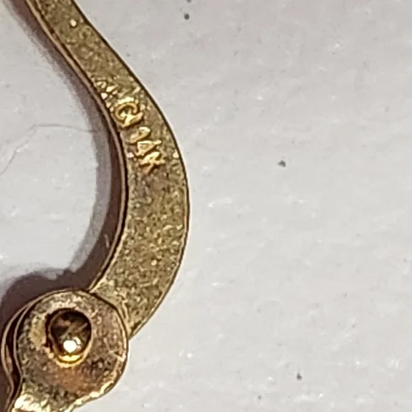 14 k earrings - Picture 3 of 5